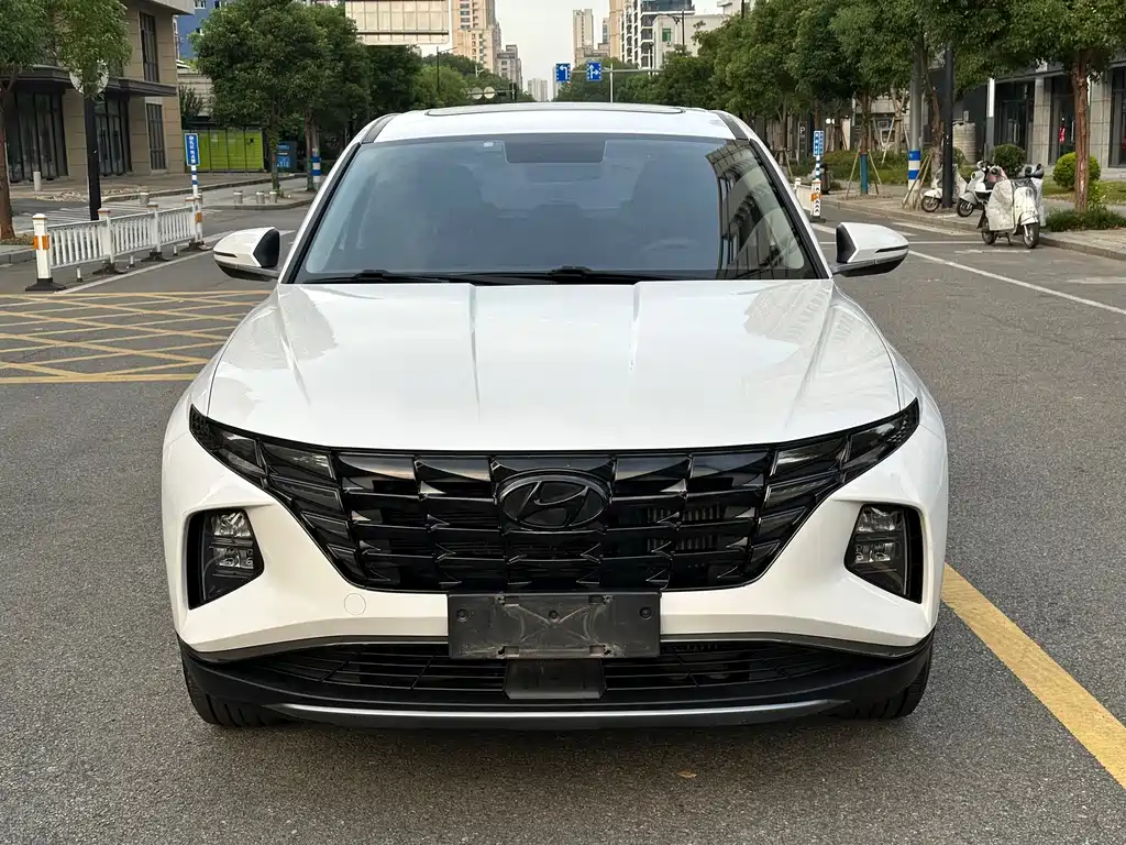 Hyundai Tucson — фото 2