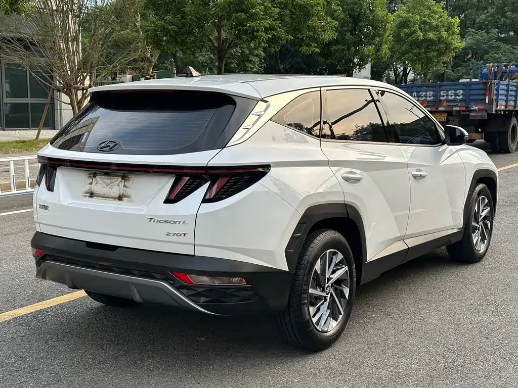 Hyundai Tucson — фото 9