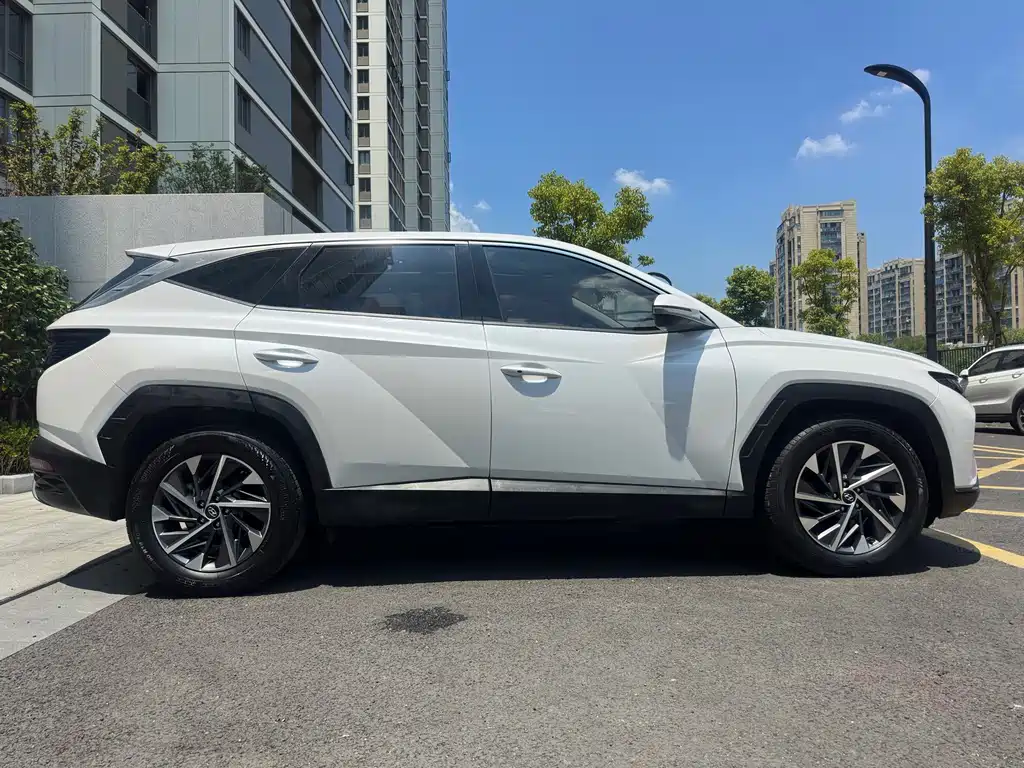 Hyundai Tucson — фото 4
