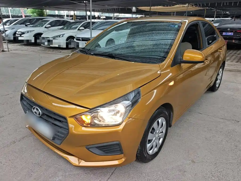 Hyundai Verna — фото 2