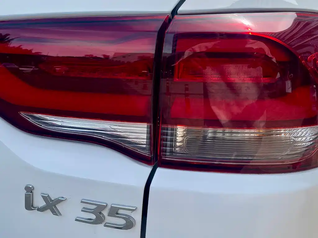 Hyundai ix35 — фото 25