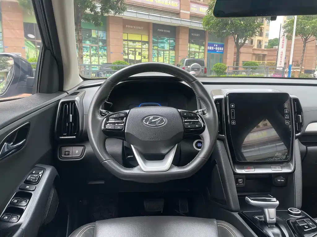 Hyundai ix35 — фото 14