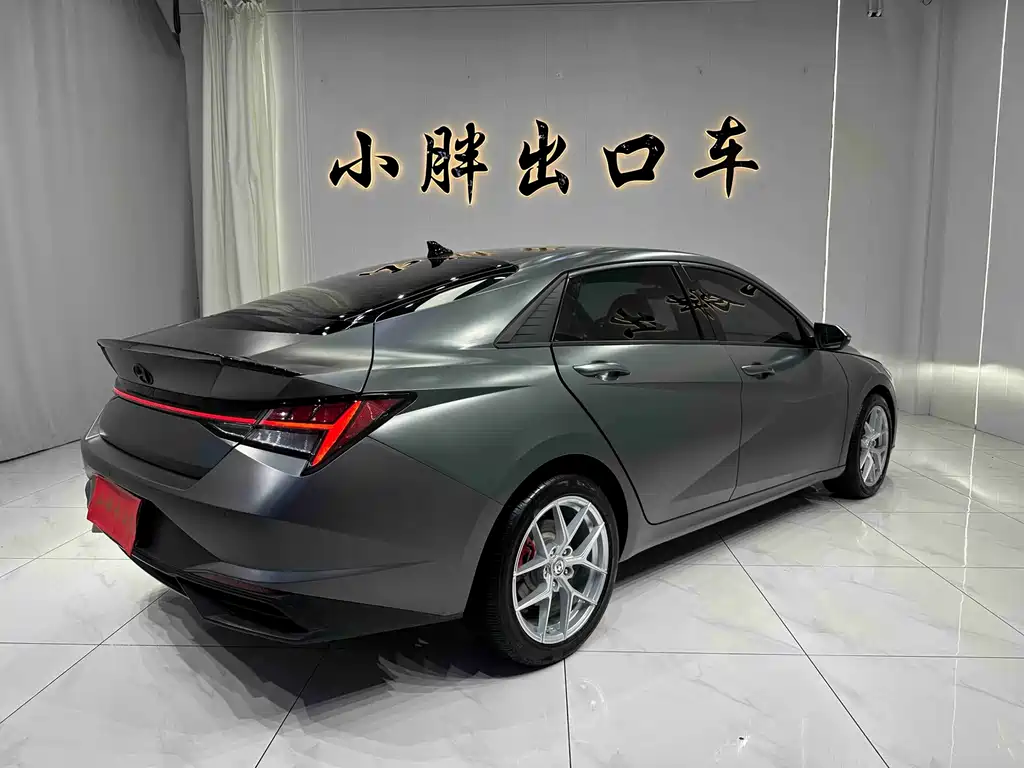 Hyundai Elantra — фото 4