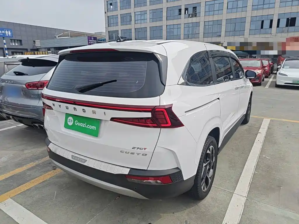 Hyundai Custo — фото 7