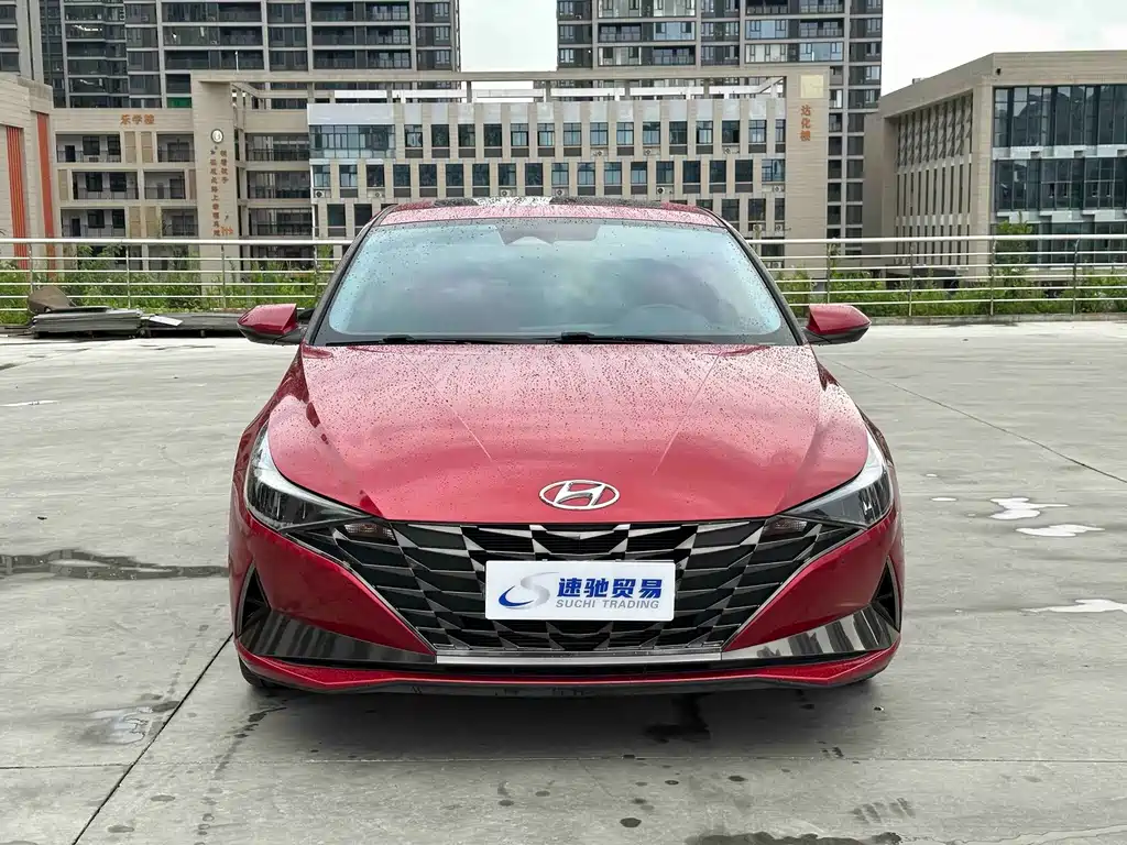Hyundai Elantra — фото 2