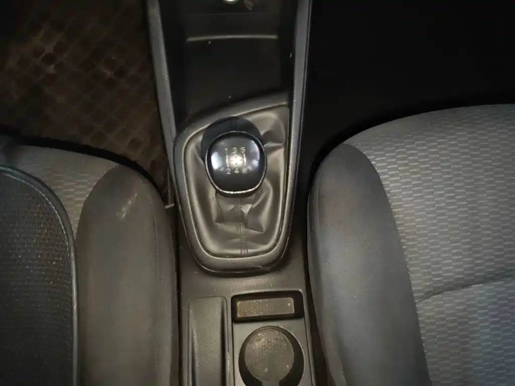 Hyundai Verna — фото 14