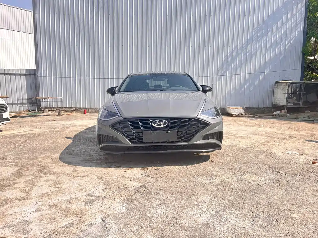 Hyundai Sonata — фото 2