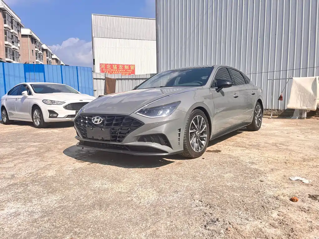 Hyundai Sonata — фото 3