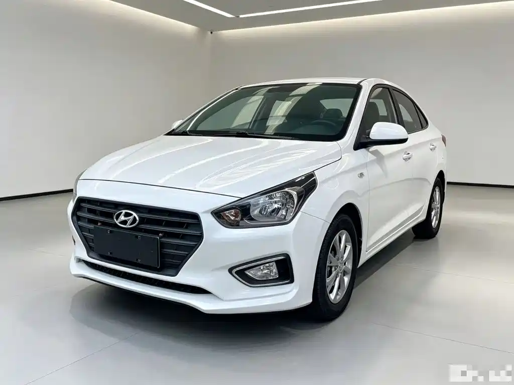 Hyundai Verna — фото 2