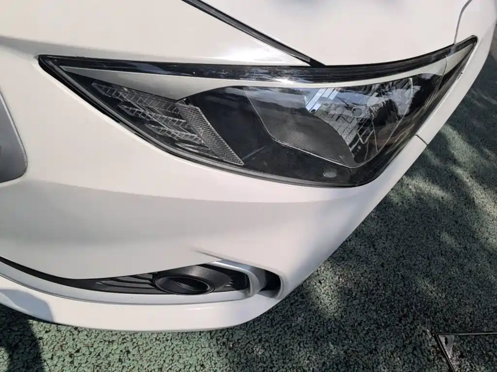 Hyundai Elantra — фото 24