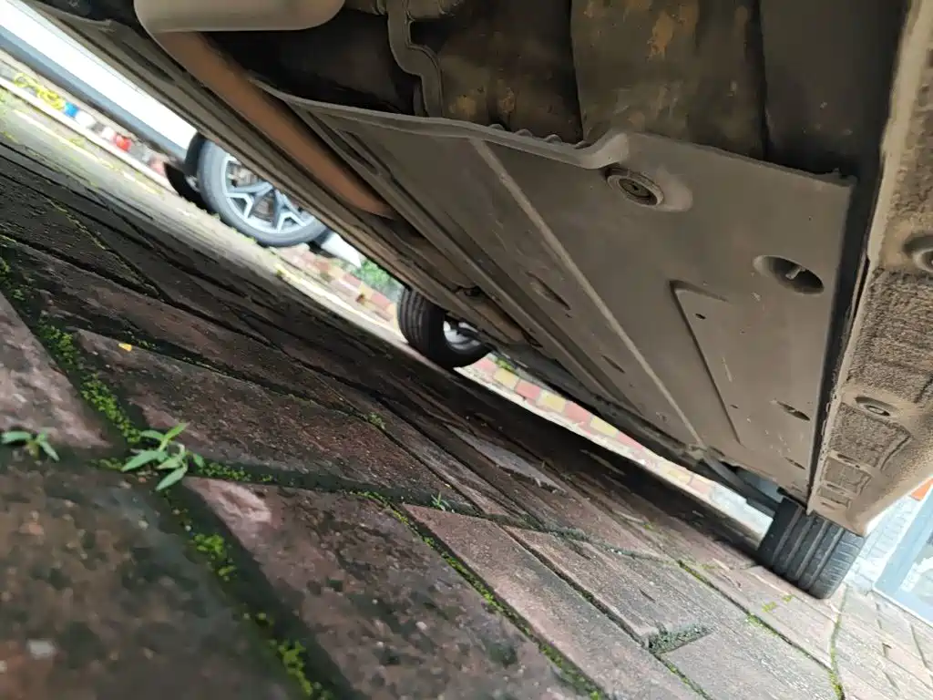 Hyundai Elantra — фото 17