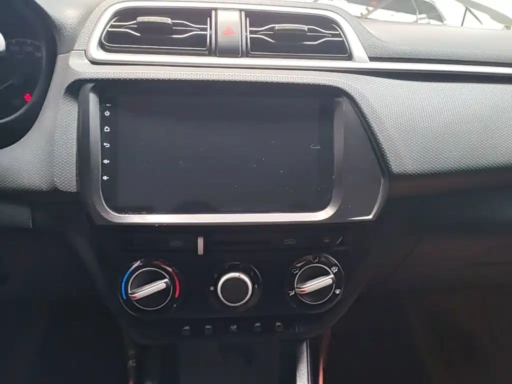 Hyundai Verna — фото 13