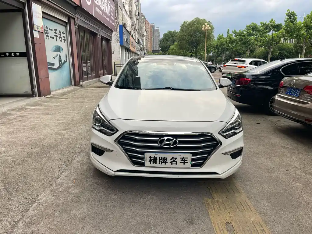 Hyundai Mistra — фото 3