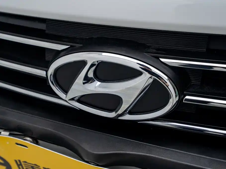 Hyundai Elantra PHEV — фото 10