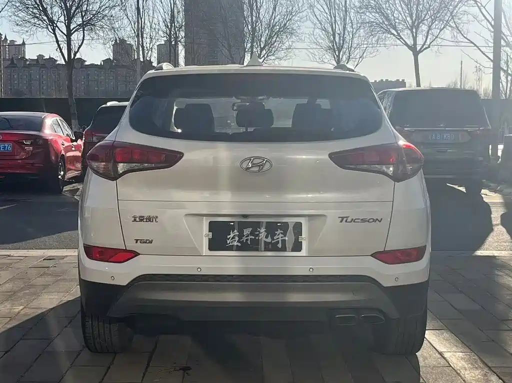 Hyundai Tucson — фото 4