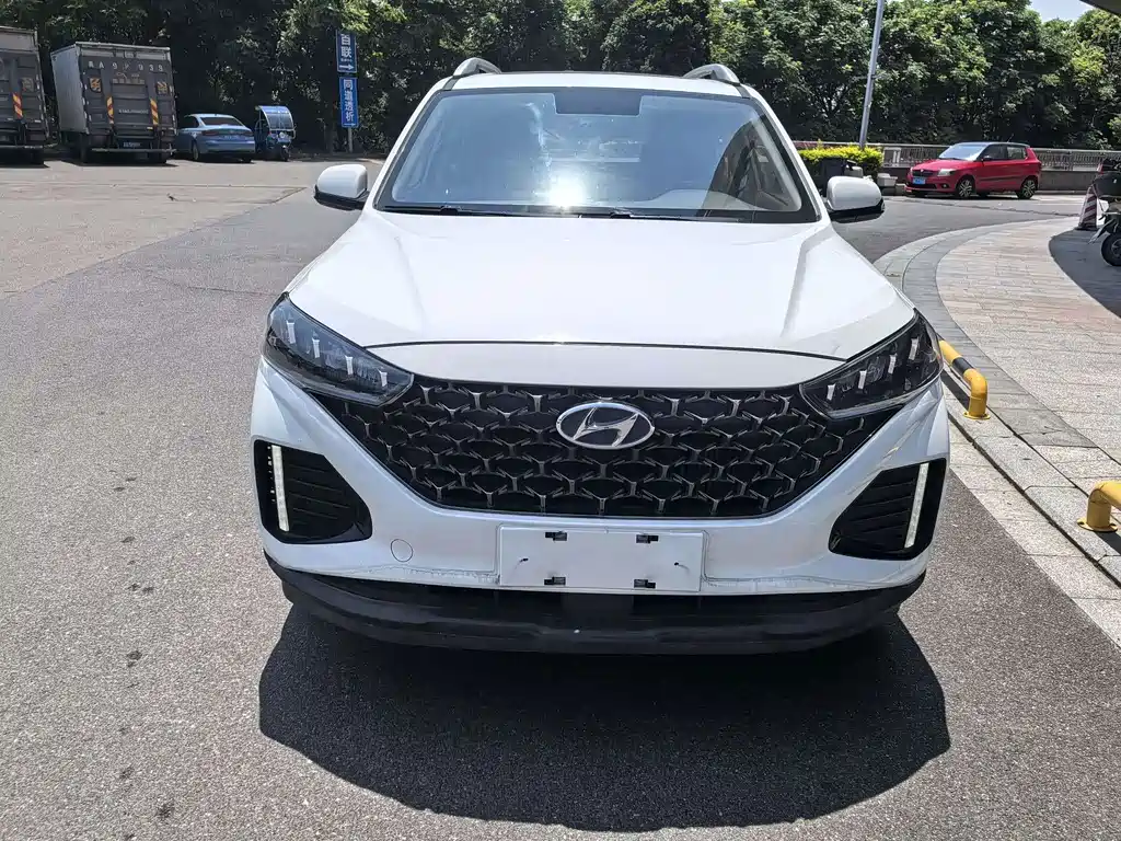Hyundai ix35 — фото 2