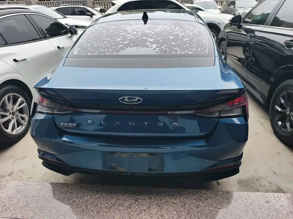 Hyundai Elantra — фото 6