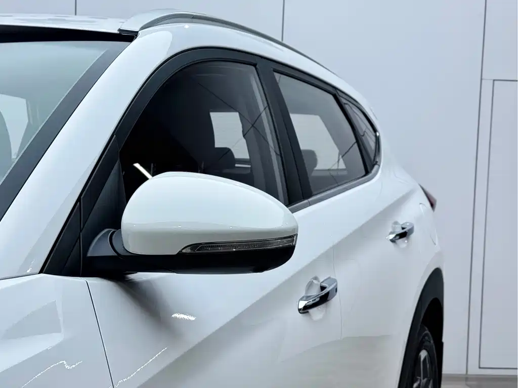 Hyundai Tucson — фото 25
