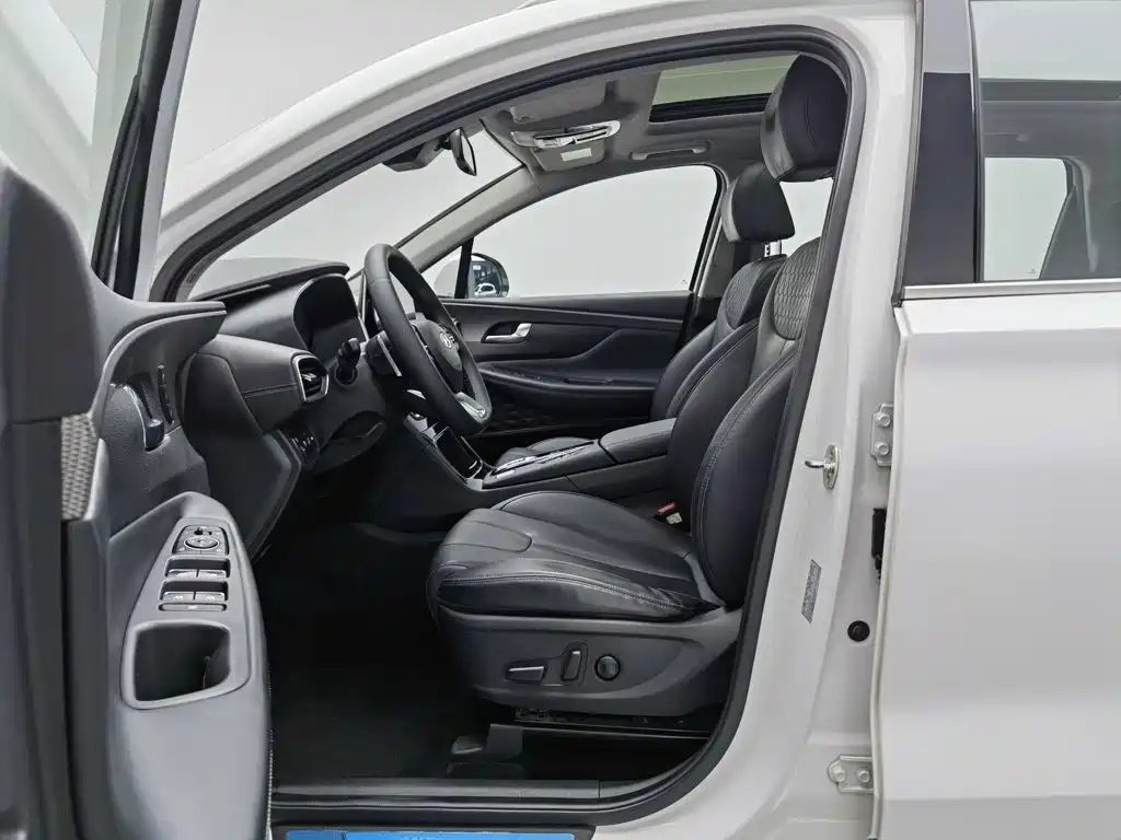 Hyundai Santa Fe — фото 10