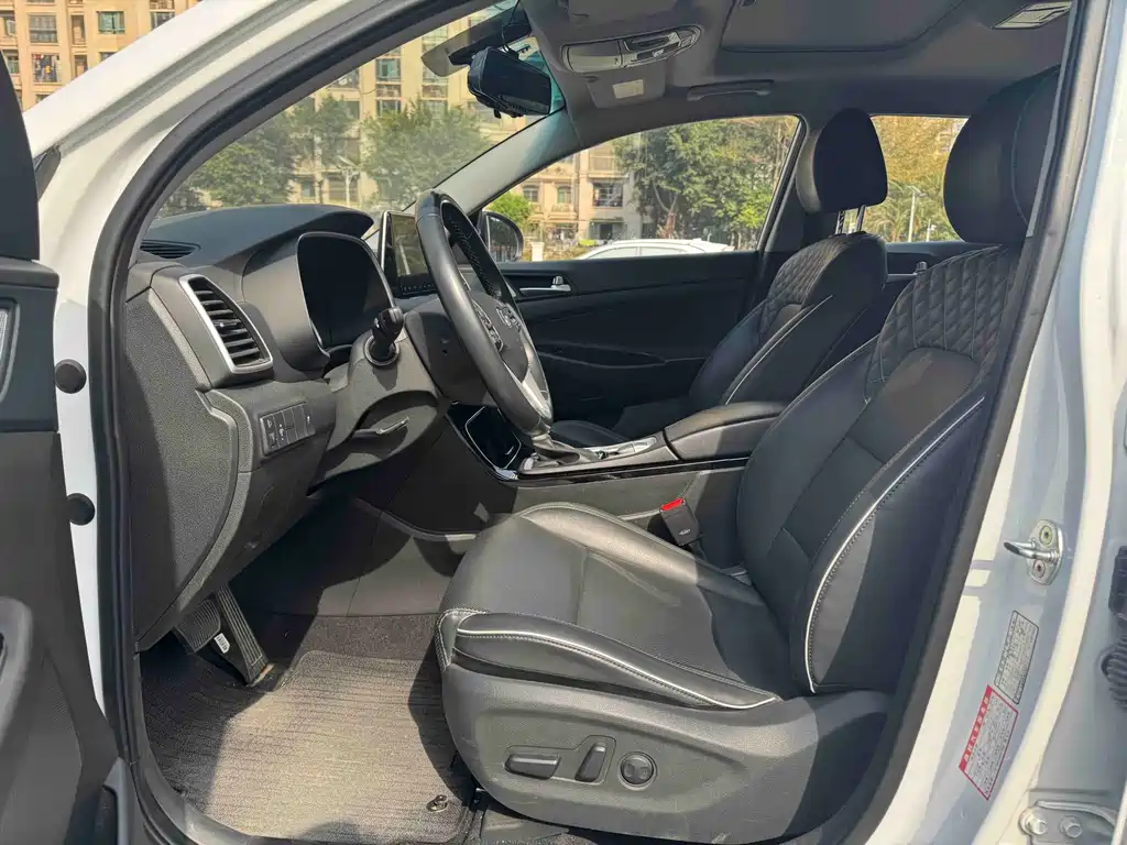 Hyundai Tucson — фото 4