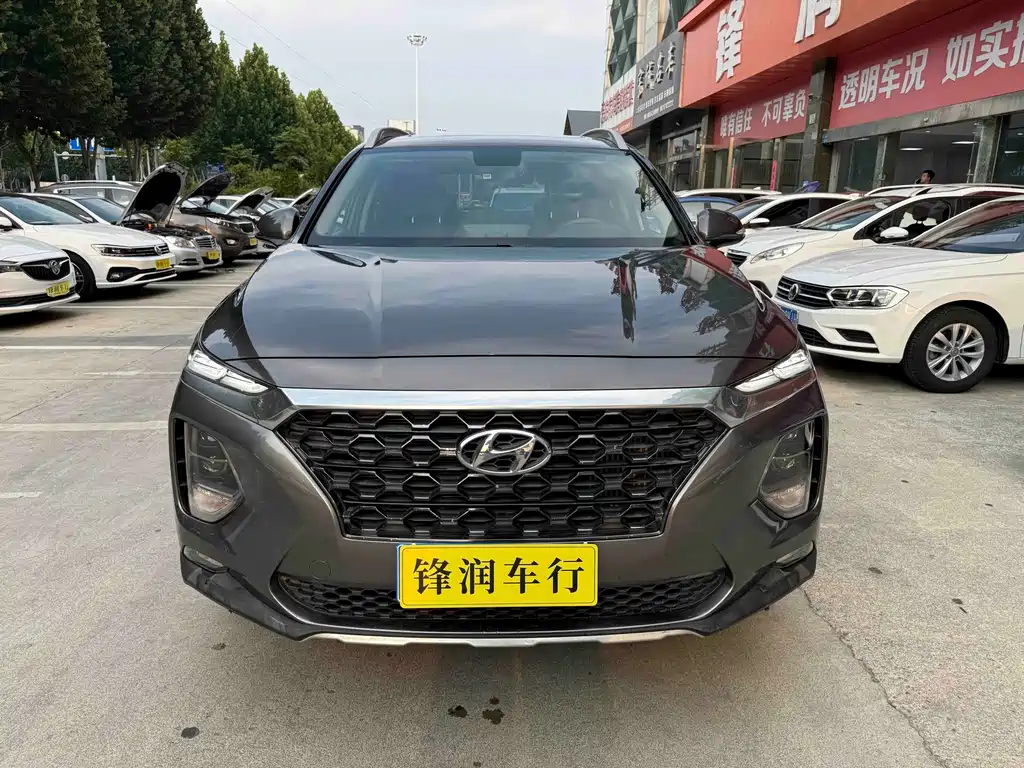 Hyundai Santa Fe — фото 2