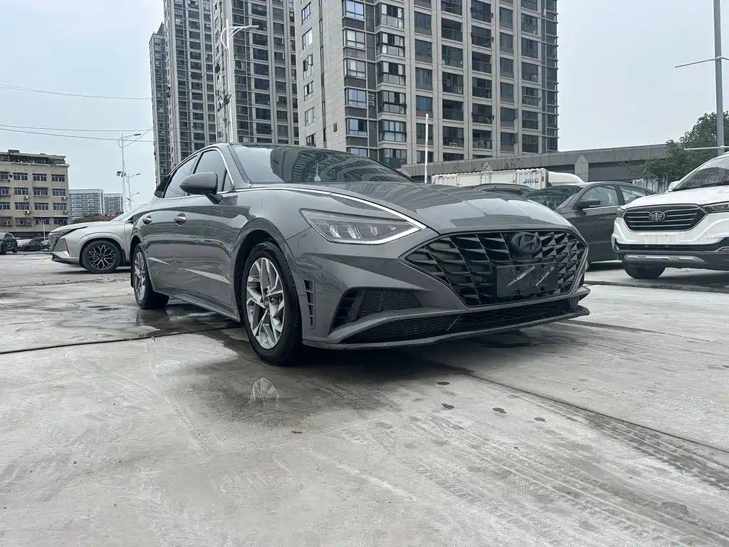 Hyundai Sonata — фото 3