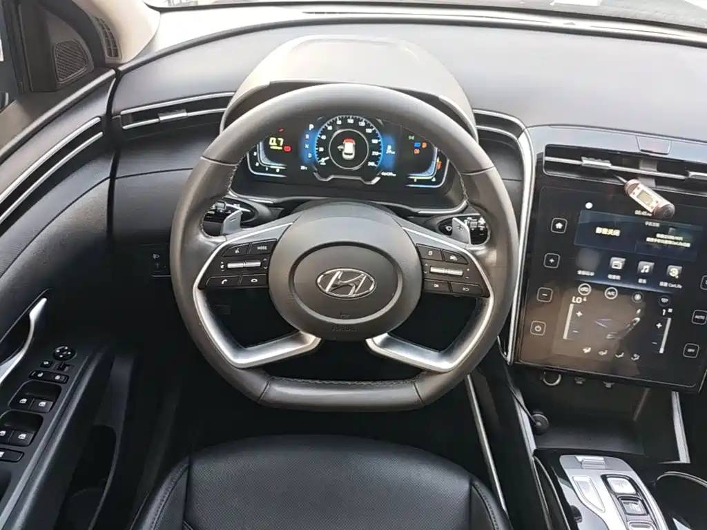 Hyundai Tucson — фото 11