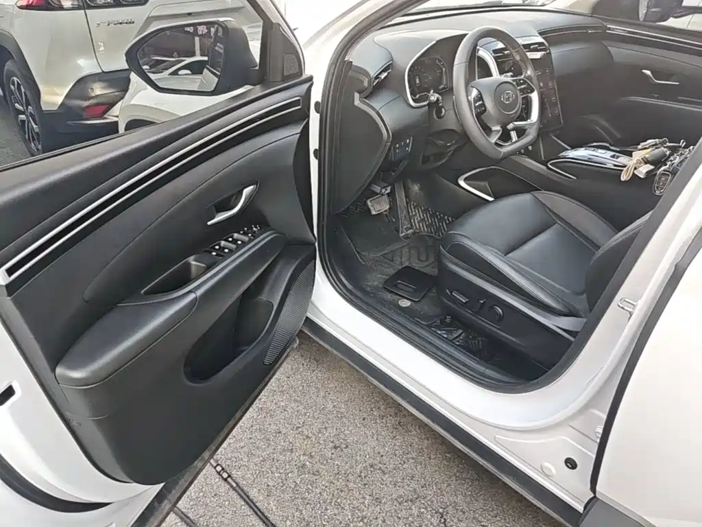 Hyundai Tucson — фото 16