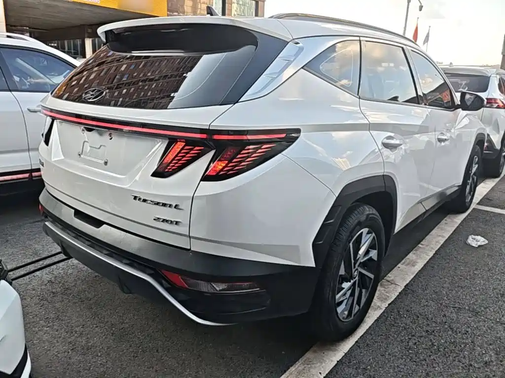 Hyundai Tucson — фото 7