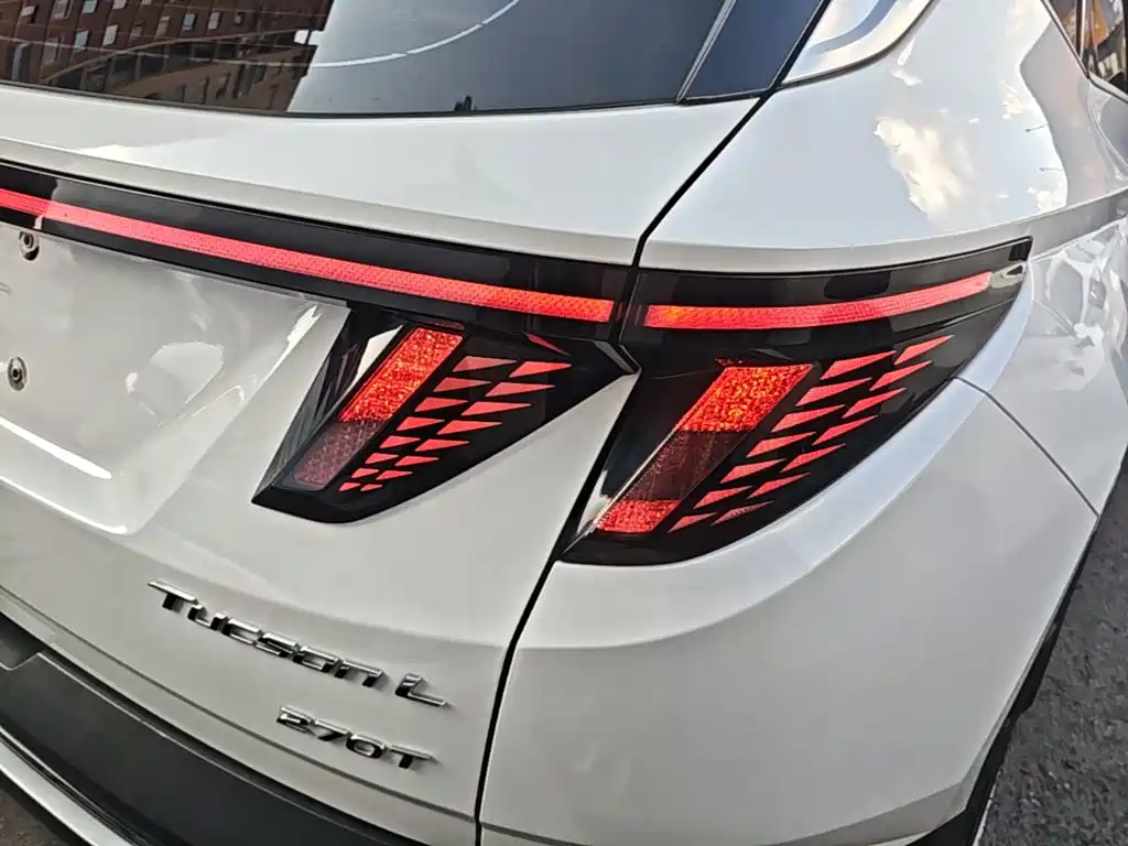 Hyundai Tucson — фото 8