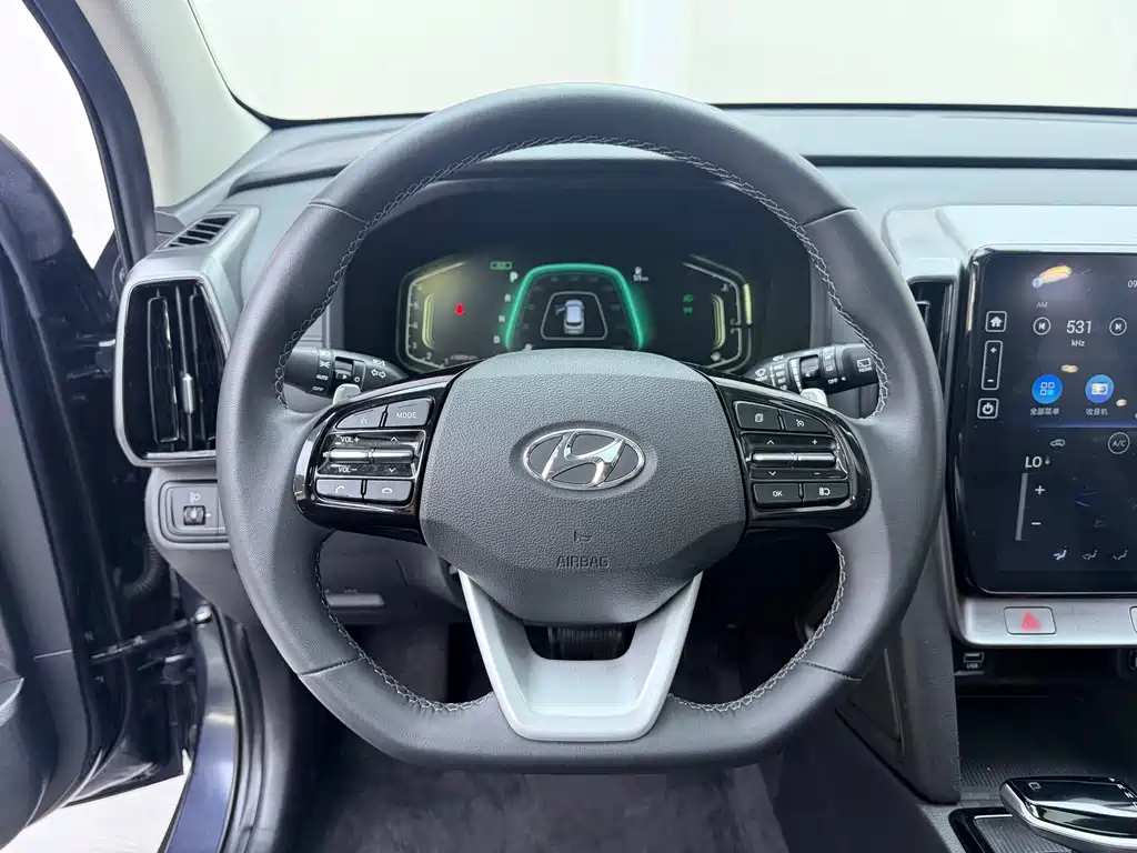 Hyundai ix35 — фото 11