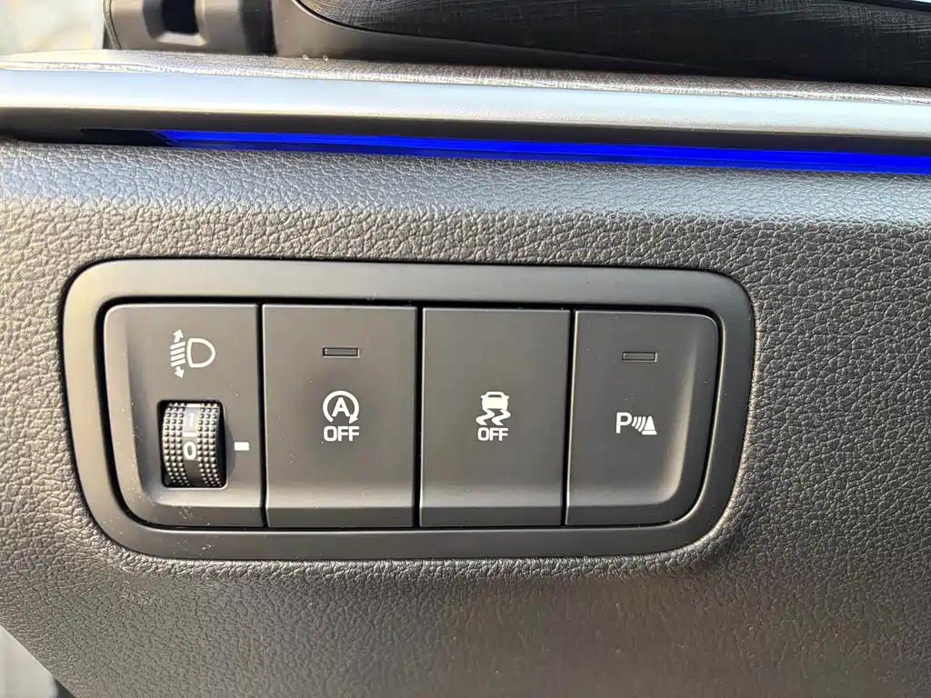 Hyundai Custo — фото 10