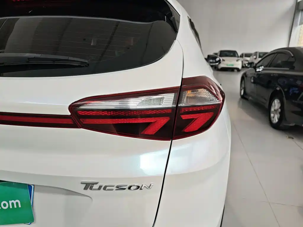 Hyundai Tucson — фото 8