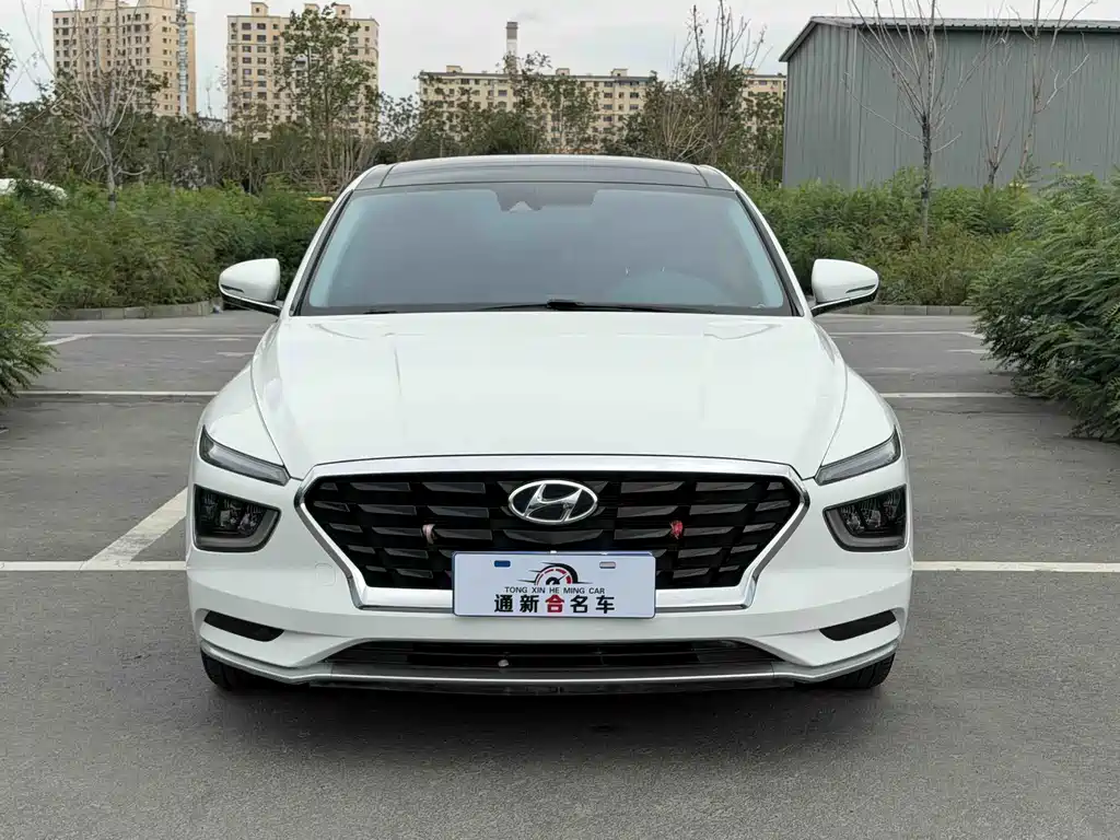 Hyundai Mistra — фото 2