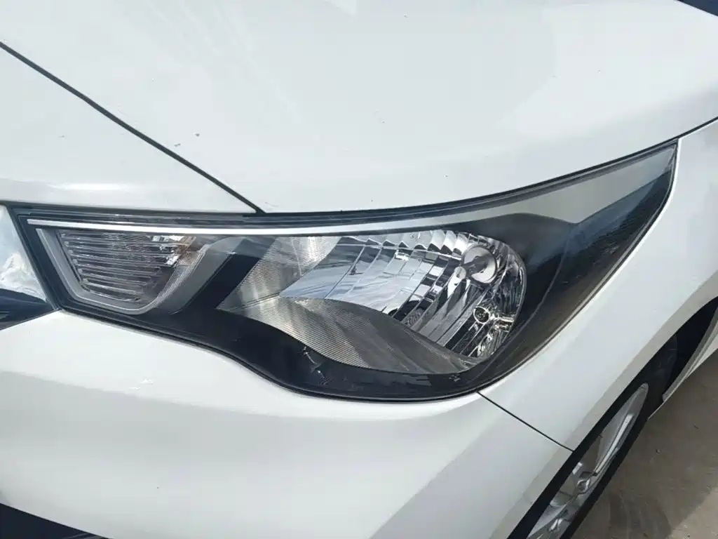 Hyundai Verna RV — фото 24