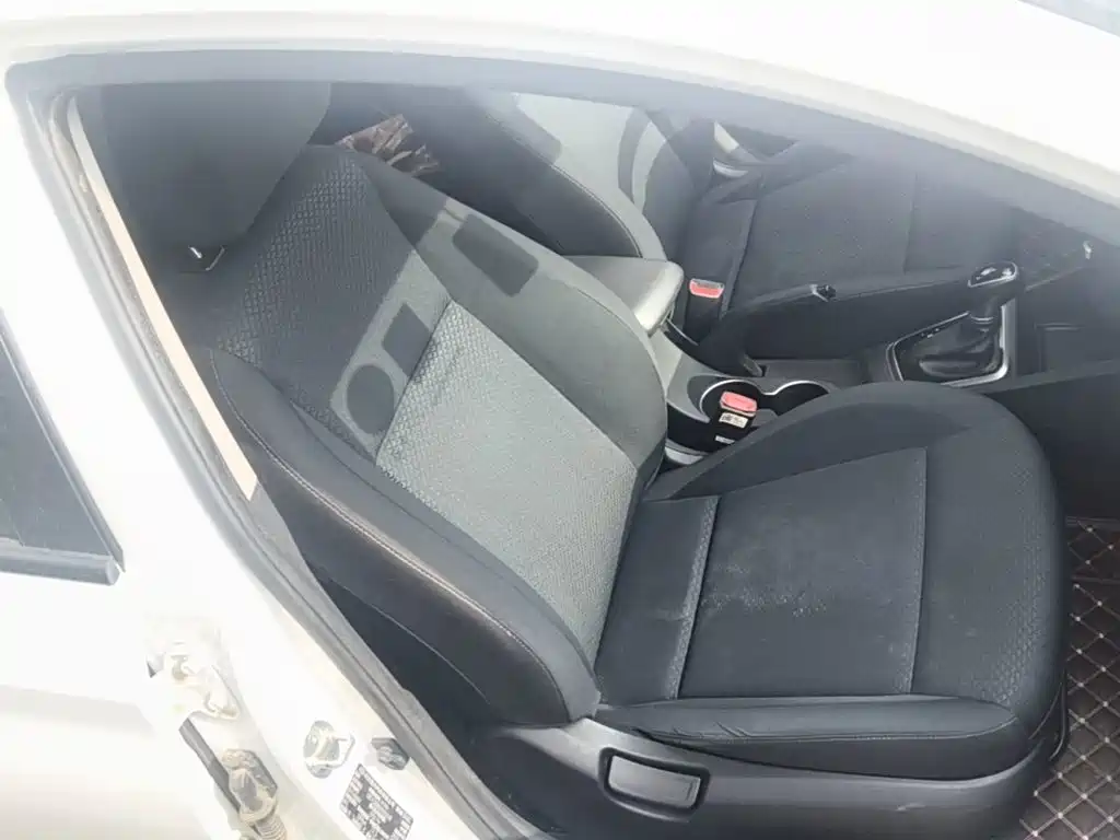 Hyundai Verna RV — фото 25