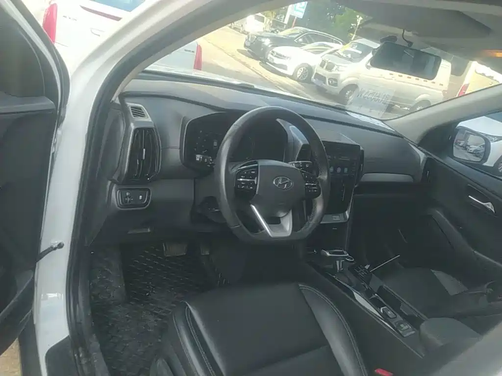 Hyundai ix35 — фото 10