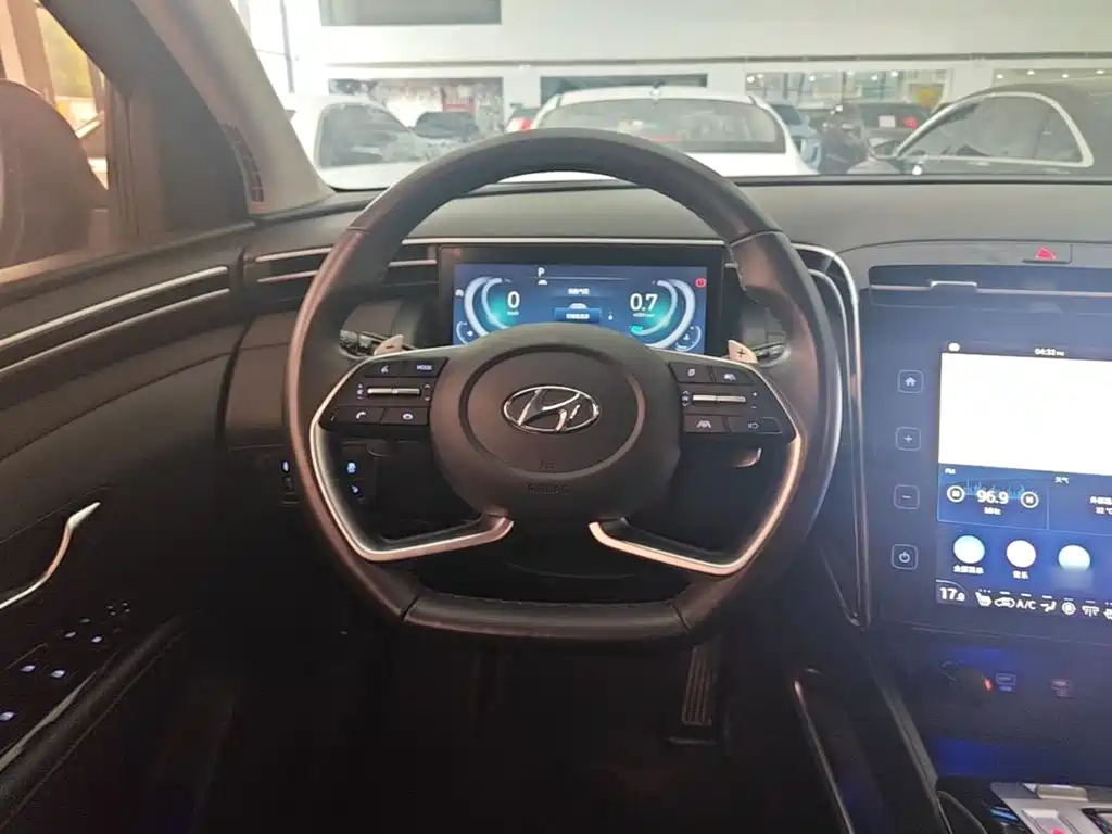Hyundai Tucson — фото 11