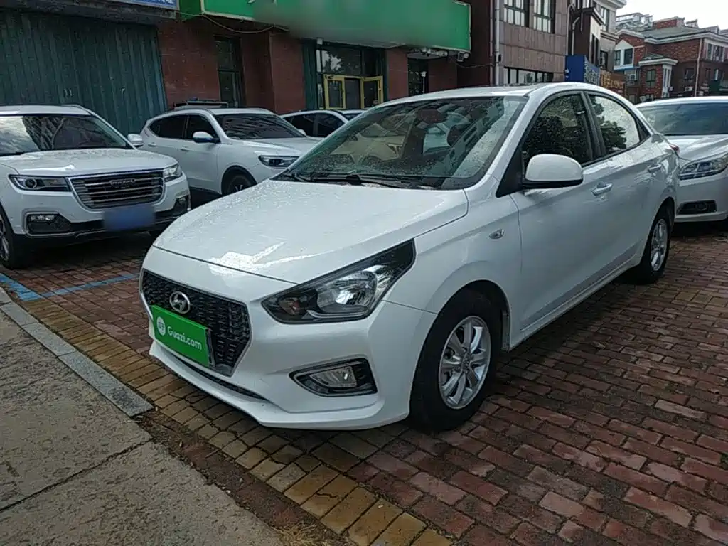 Hyundai Verna — фото 2