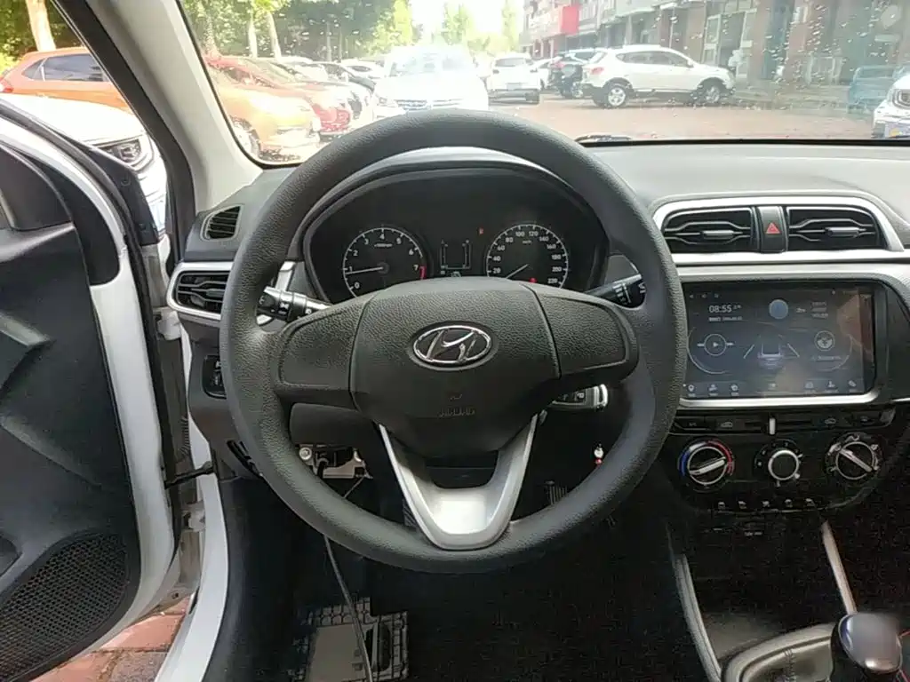 Hyundai Verna — фото 11