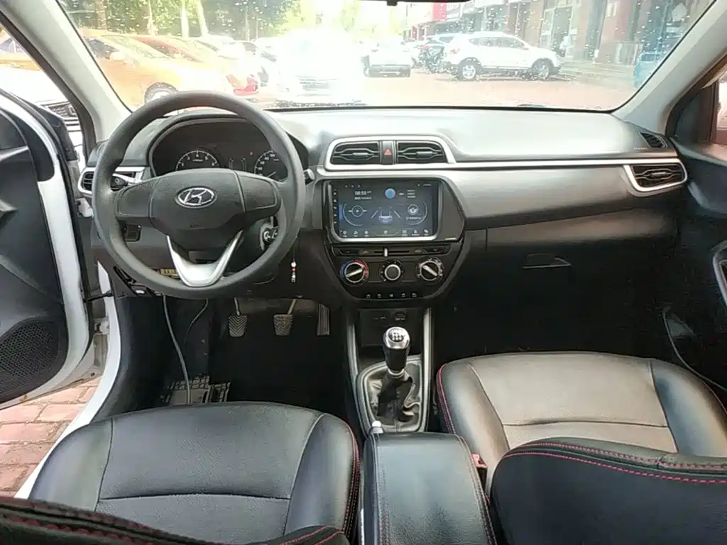 Hyundai Verna — фото 10