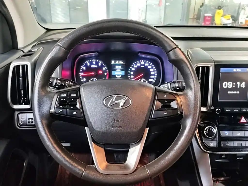 Hyundai ix35 — фото 11