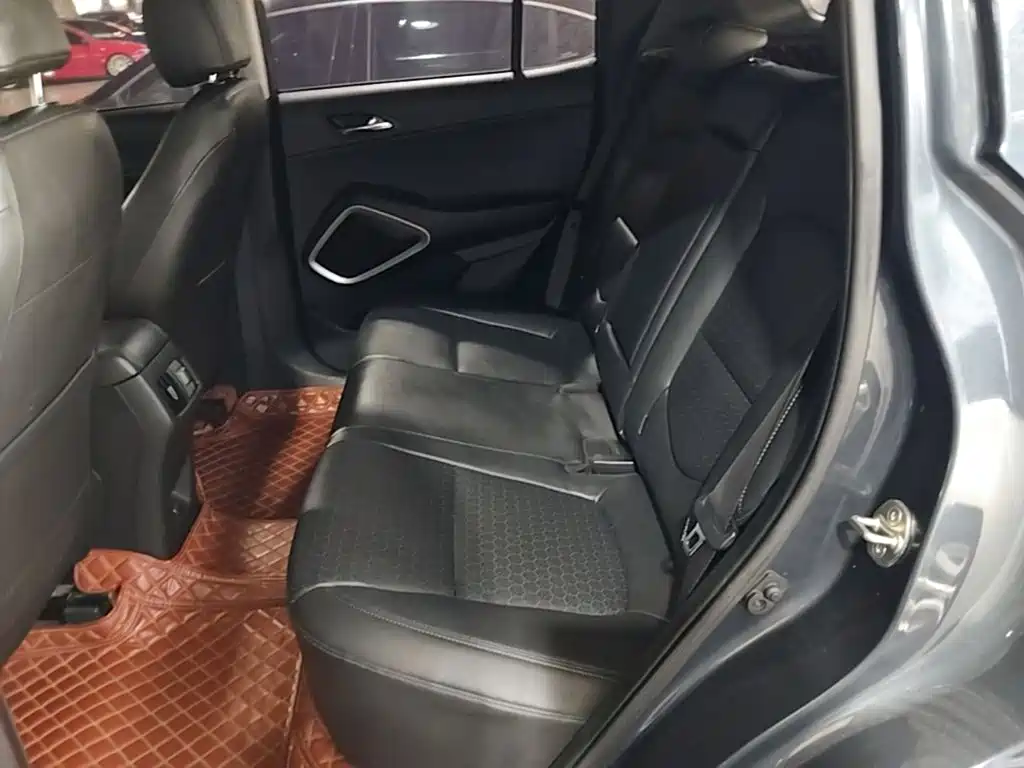 Hyundai ix35 — фото 17