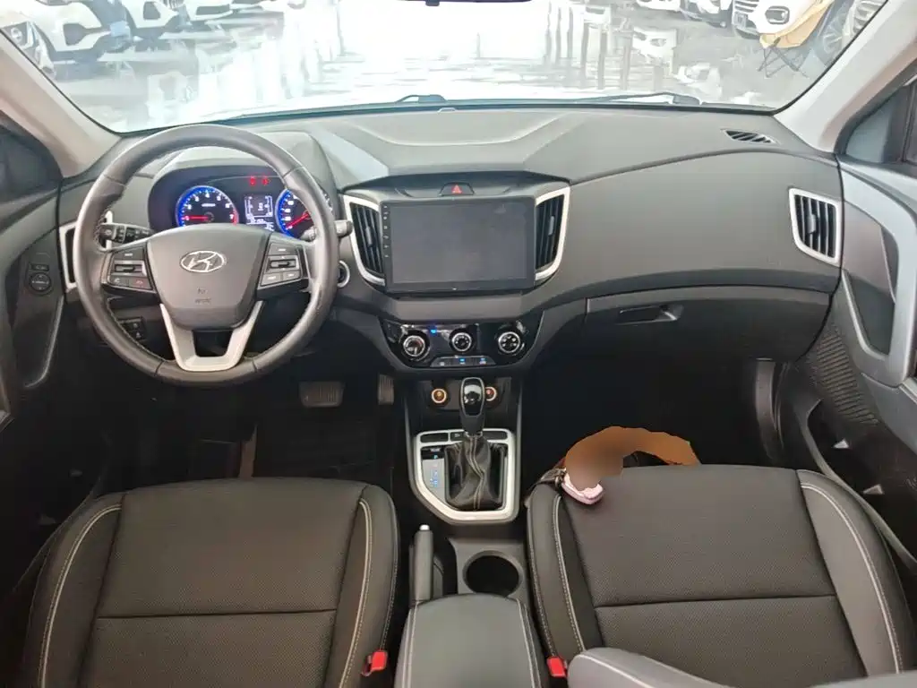 Hyundai ix25 — фото 10
