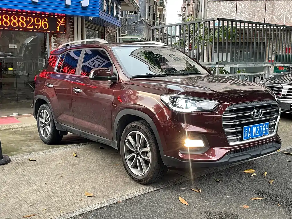 Hyundai ix35 — фото 2