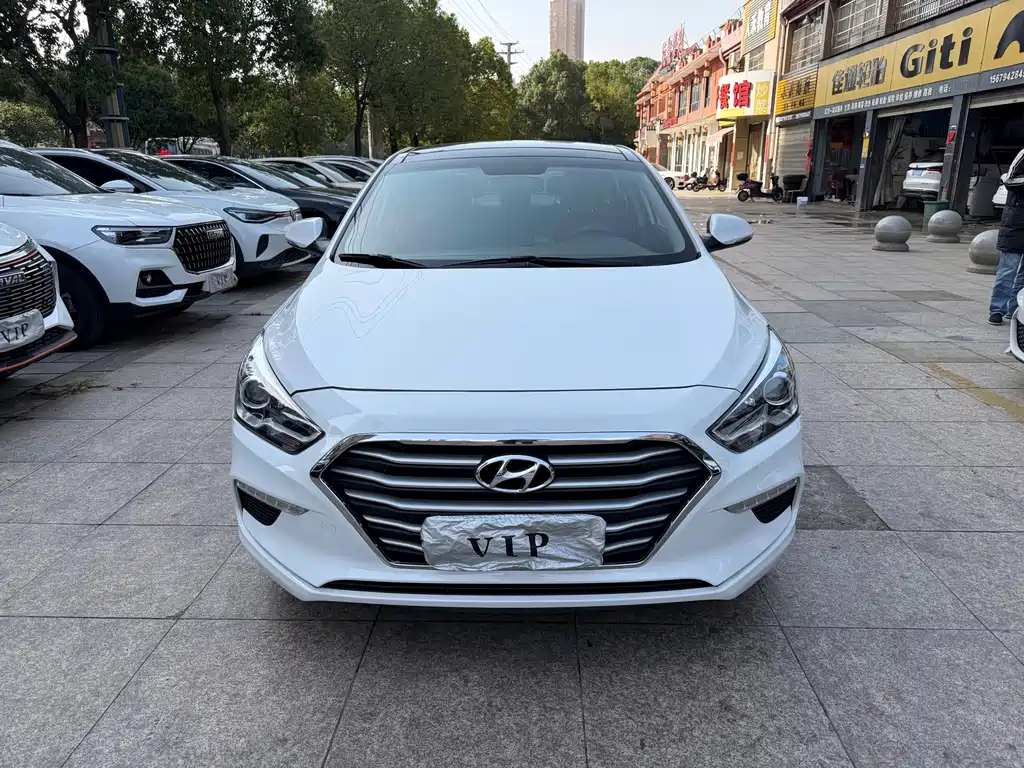 Hyundai Mistra — фото 2