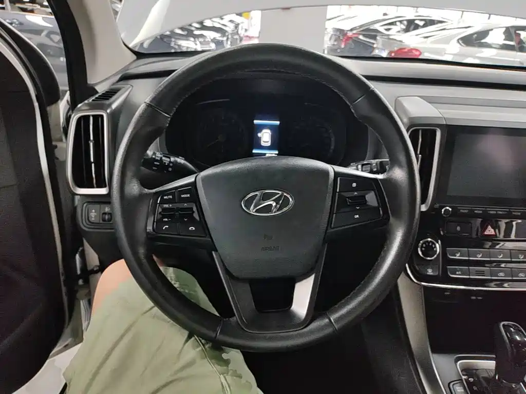 Hyundai ix35 — фото 11