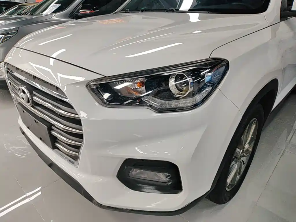 Hyundai ix35 — фото 24