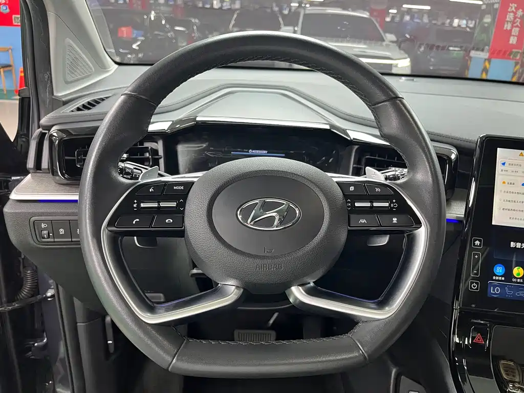 Hyundai Custo — фото 11