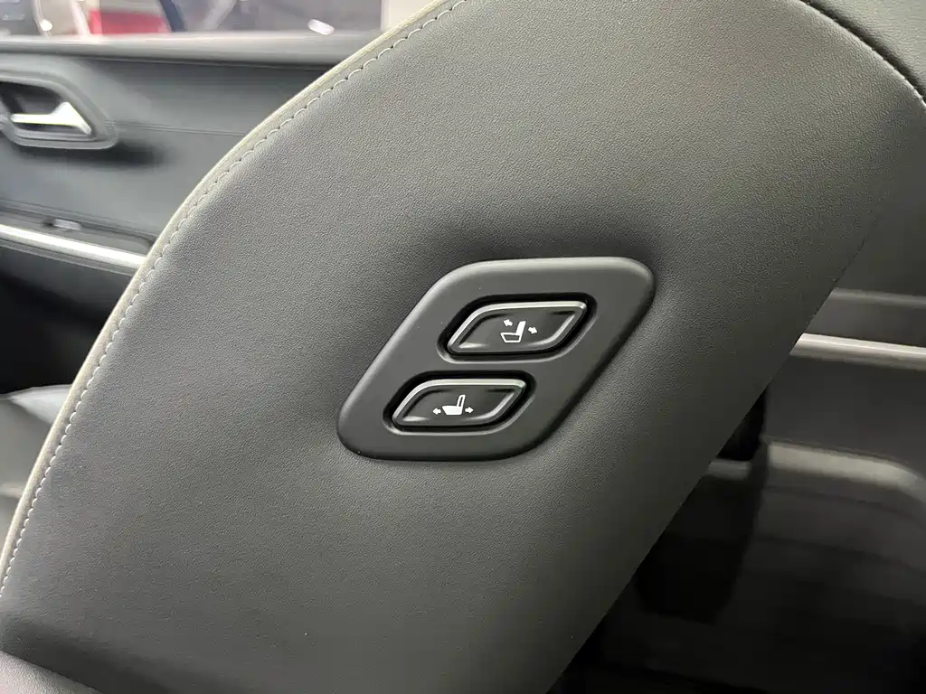 Hyundai Custo — фото 15